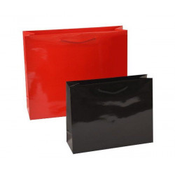 Kordeltragetaschen in rot und schwarz